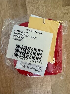 Sunny Tails Snap Dog Treat Pouch Standard NWT Cherry Red Waterproof